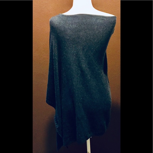 La Florentina cashmere poncho / topper - Picture 2 of 2